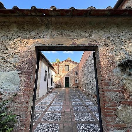 Borgo Al Canto Degli Alberi Lucca Eksteriør billede